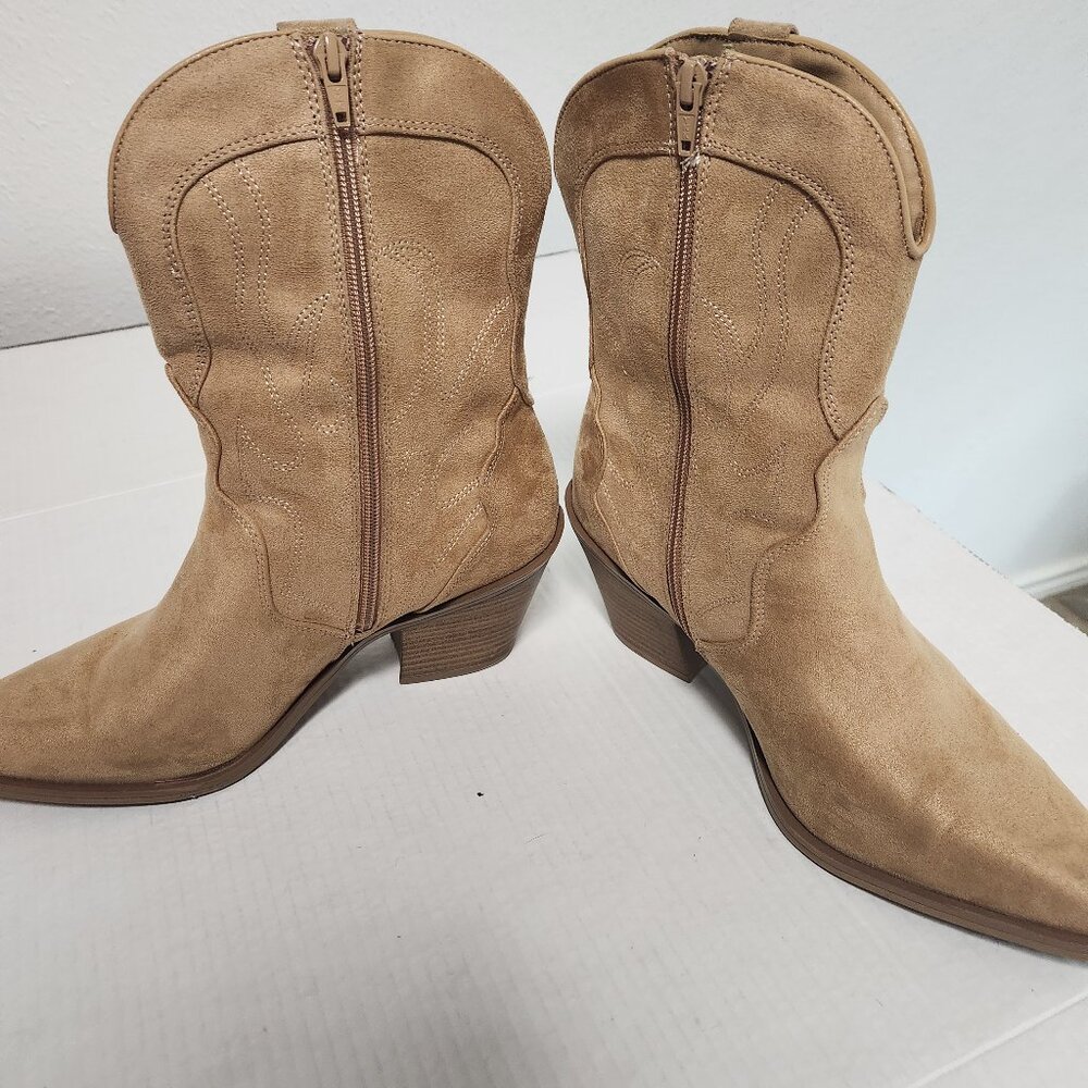 Universal Thread Women's Size 11M Jacey Tan Faux Suede Country Western Boots - Picture 6 of 11